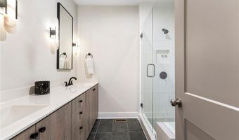 191 Chestnut Cir, Atlanta, GA 30342
