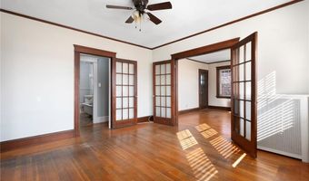 130 Wollaston St, Cranston, RI 02910