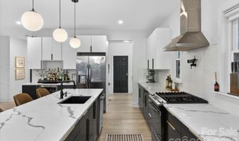 1608 Chippendale Rd, Charlotte, NC 28205