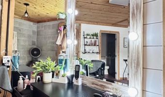 300 Jefferson St, Anderson, MO 64831