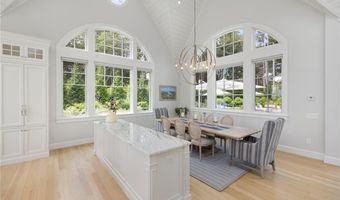 309 Ocean Rd, Narragansett, RI 02882