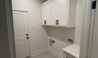 3933 Spencer Xing, Benton, AR 72019