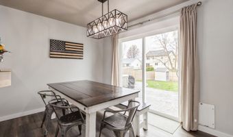 1540 3rd Ave SE, Altoona, IA 50009
