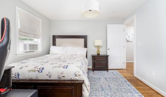 33 Lufkin Ln, Bristol, CT 06010