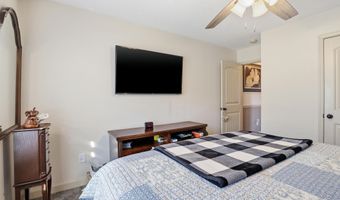 870 Vandenburg Dr, Boiling Springs, SC 29316