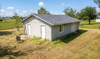 17055 Palm Ave, Anderson, CA 96007