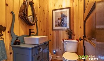 3080 3064 North Fork Hwy, Cody, WY 82414