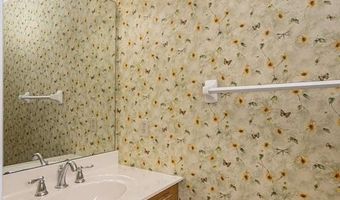 308 Kehrs Mill Bend Ct, Ballwin, MO 63011