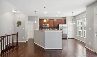 24682 CARIBOU Sq, Aldie, VA 20105