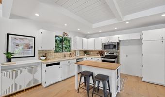 530 Cathedral Dr, Aptos, CA 95003