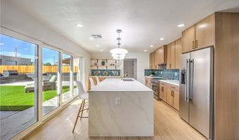 644 Lacy Ln, Las Vegas, NV 89107