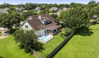 2004 Claudette Ct, Biloxi, MS 39531