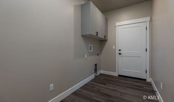1140 S Independence Way, Big Water, UT 84741