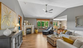 1906 SE Snowberry Ln, Ankeny, IA 50021