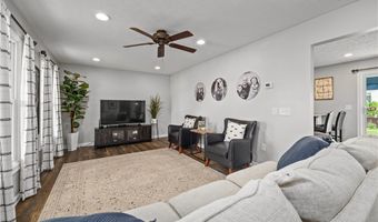 435 Berry Ridge Dr, Amherst, OH 44001