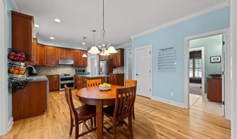 635 Prestige Woods Blvd, Aurora, OH 44202