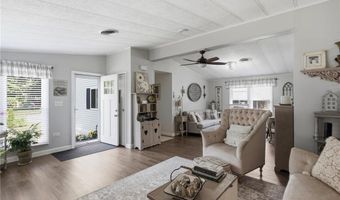 36 Cantaberry Ln, Coventry, RI 02816