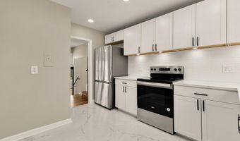 8730 EWING Dr, Bethesda, MD 20817