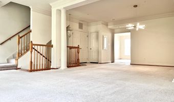 5605 HARRINGTON FALLS Ln F, Alexandria, VA 22312