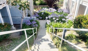 5094 Via Manos A, Oceanside, CA 92057