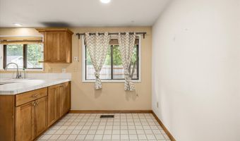 16620 SE LADD Ct, Milwaukie, OR 97267