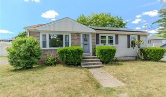 39 Fairview Ave, East Providence, RI 02914