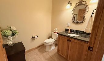 20 Mulberry Ln, Babbitt, MN 55731