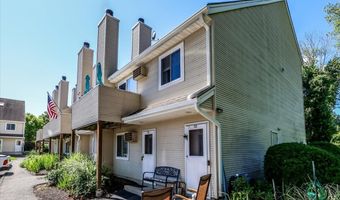 136 Pembroke Rd 6-52, Danbury, CT 06811