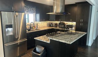 320 N Park Vis 28, Anaheim, CA 92806