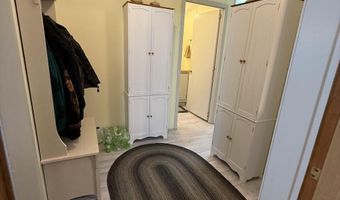 5 Freedom Ln, Belfast, ME 04915