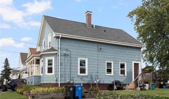 7 Cleveland Ave, Cranston, RI 02920