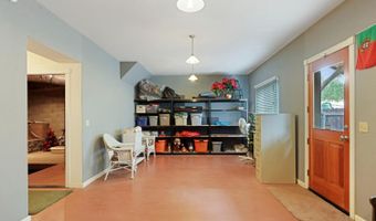 658 Live Oak Dr, Angels Camp, CA 95222