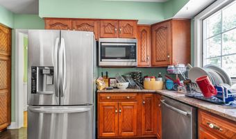 900 TUCKER Ln, Ashton, MD 20861