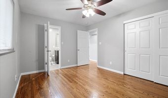 113 Roland Ave, Ballwin, MO 63021