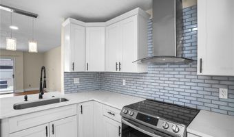 2823 BOULDER FALLS Ct, Apopka, FL 32703