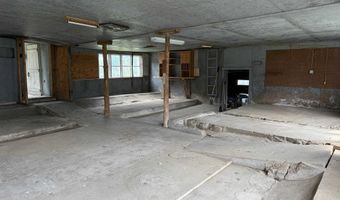806 Main St, Albany, VT 05820