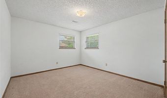 1708 Lawrence St, Bentonville, AR 72712