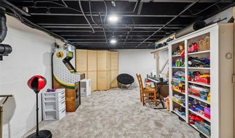 61 Harlem St, East Providence, RI 02916