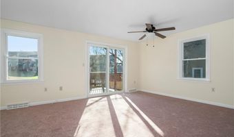 200 Heroux Blvd 606, Cumberland, RI 02864