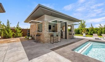 8702 Flycatcher Pl, Bentonville, AR 72713