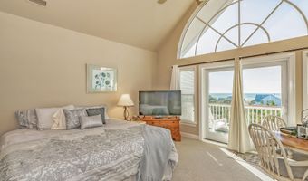 9 Indian Blanket Ct, Bald Head Island, NC 28461