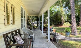 318 Earl King St, Apalachicola, FL 32320
