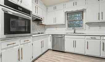 1184 Flamingo Dr, Austell, GA 30168