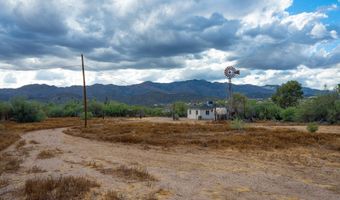 19755 E PALO VERDE Ln, Black Canyon City, AZ 85324