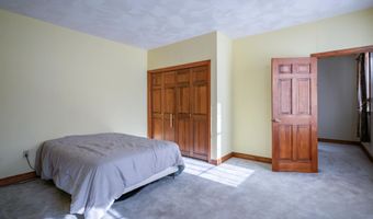 160 Jennifer Dr, Chester, NH 03036