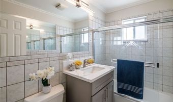 3151 W 182nd St, Torrance, CA 90504