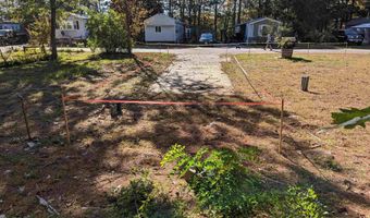 14 Lower Landing Rd, Charlestown, NH 03603
