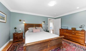110 Commerce Rd, Barnstable, MA 02630