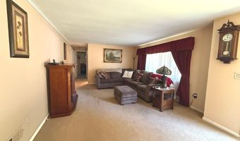 125 Curve Hill Rd, Cheshire, CT 06410