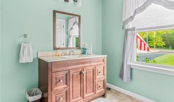 162 Pine Orchard Rd, Glocester, RI 02814